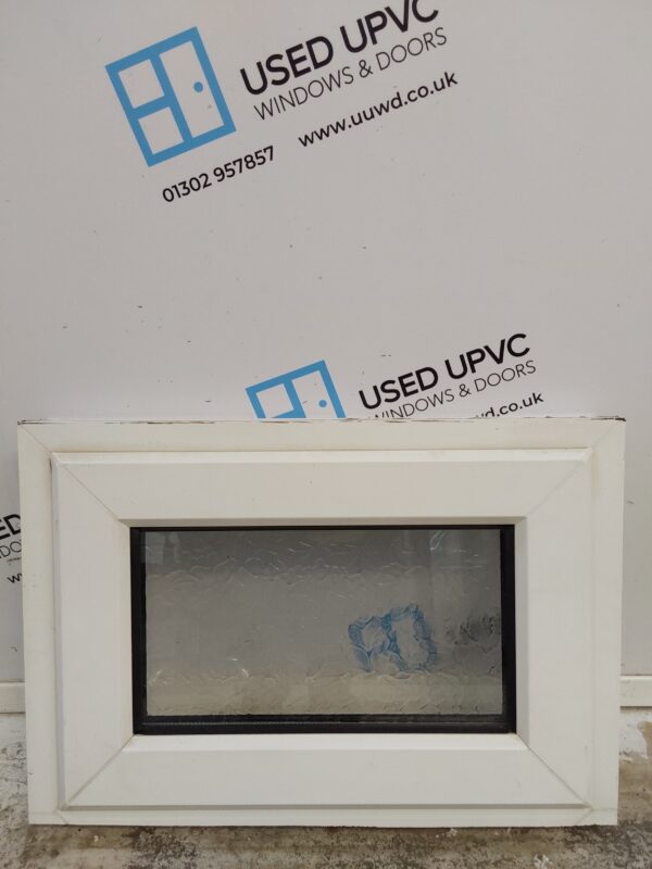 Used White Upvc Window 605mm x 415mm W0386