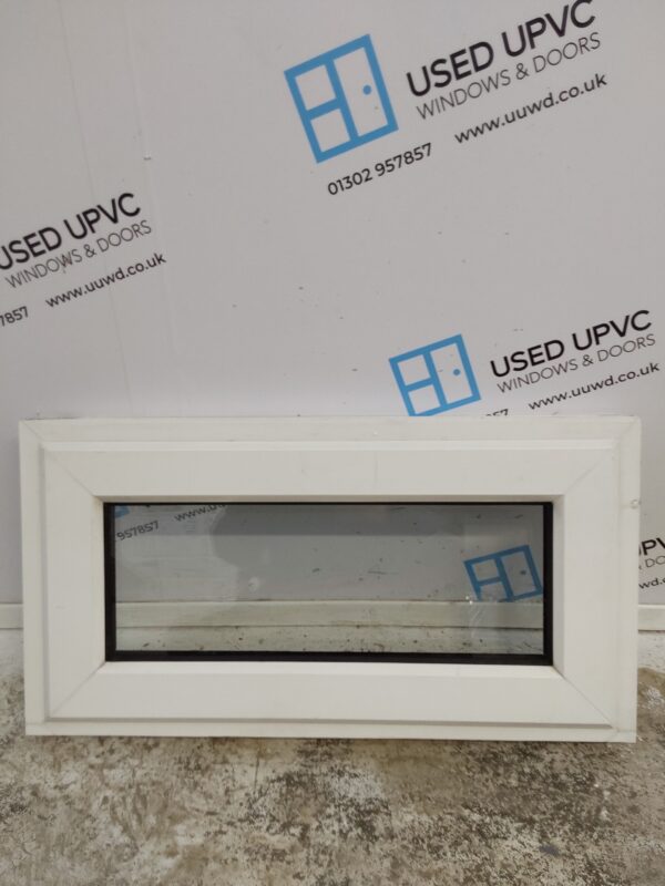 Used White Upvc Window 735mm x 390mm W0392