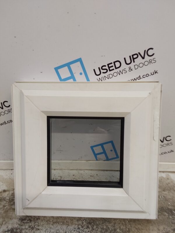 Used White Upvc Window 440mm x 415mm W0402