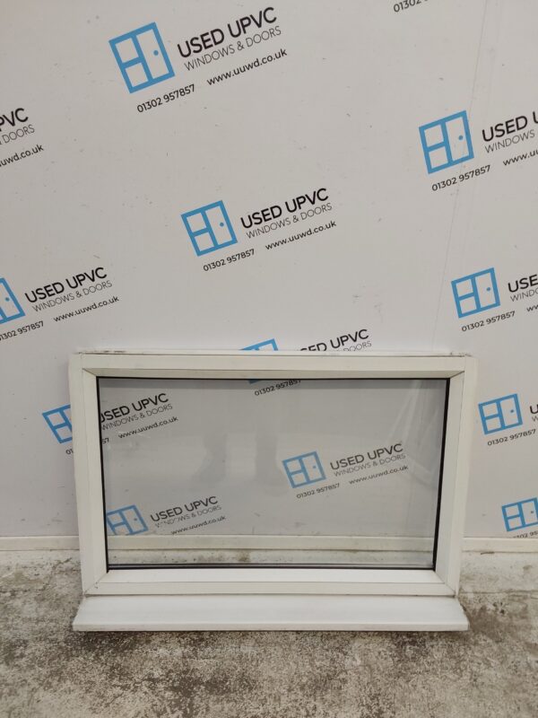 Used White Upvc Window 905mm x 620mm C4W124