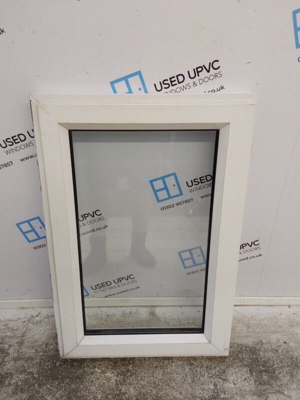 Used White Upvc Window 605mm x 900mm C2B108