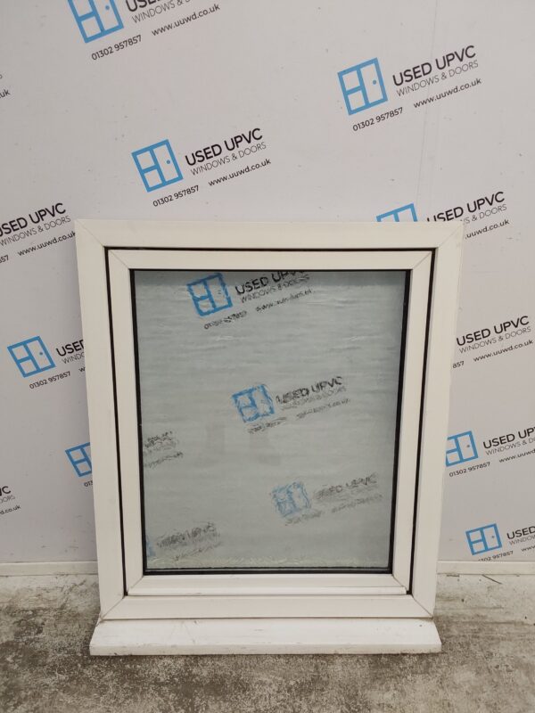 Used White Upvc Tilt And Turn Window 895mm x 1080mm C5028