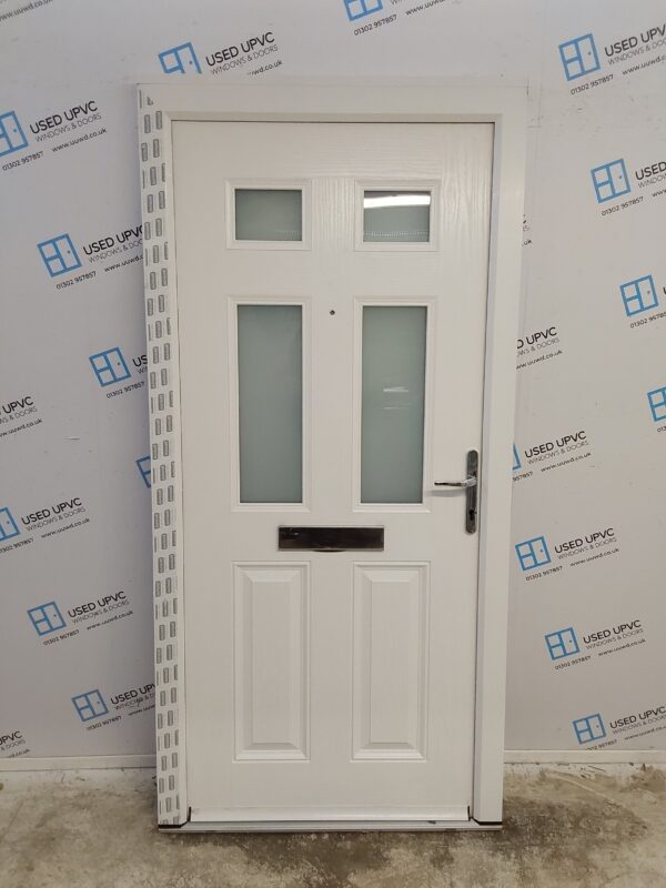 Brand New Ex-display White Composite Front Door 1000mm x 2090mm (Reduce To 2065mm) C1ND29