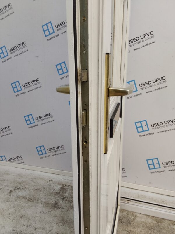 Used White Upvc Front Door 920mm x 2035mm (Reduce To 890mm) 0810 - Image 5