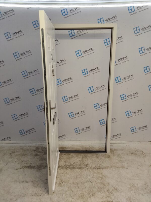 Brand New White Composite Front Door (Ex-display) 975mm x 2040mm ND24 - Image 3