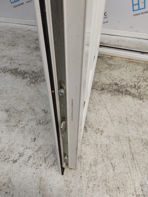 Used White Upvc Front Door 920mm x 2020mm 0239 - Image 6