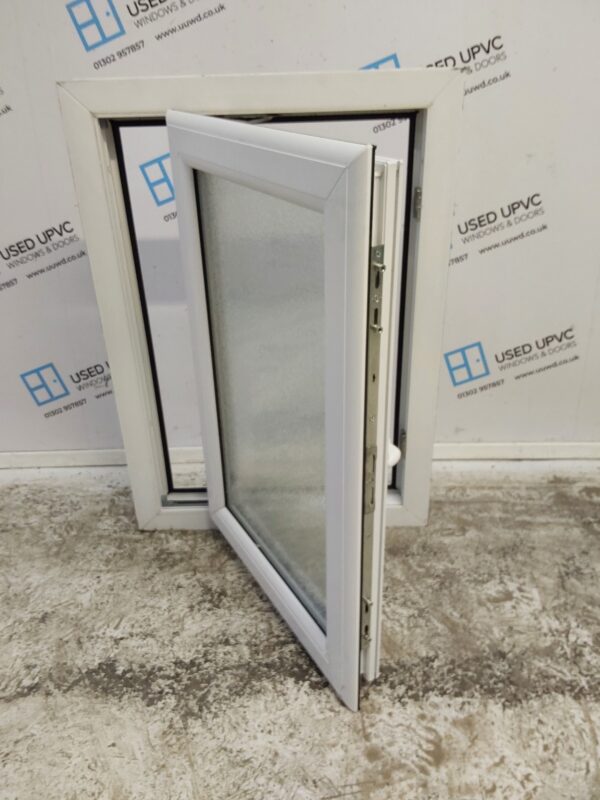 Used White Upvc Window 635mm x 890mm C2062 - Image 3