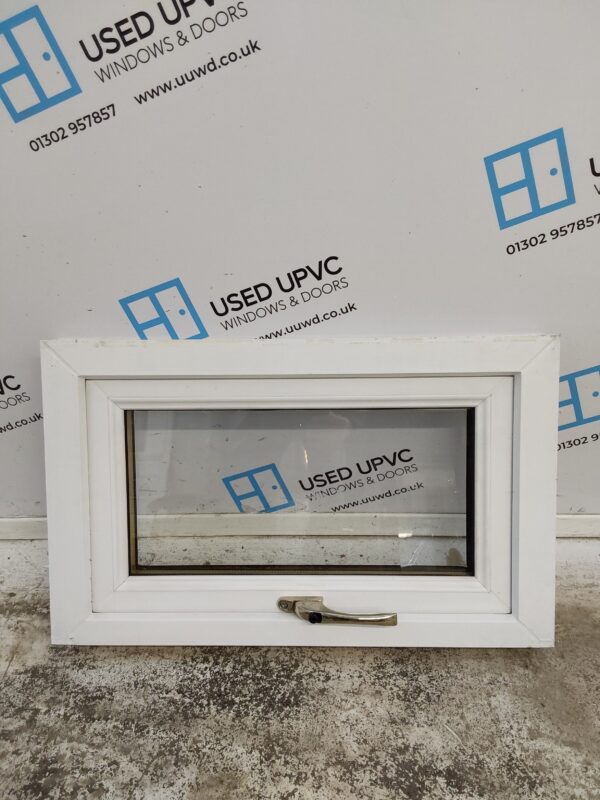 Used White Upvc Window 675mm x 415mm W0360 - Image 2