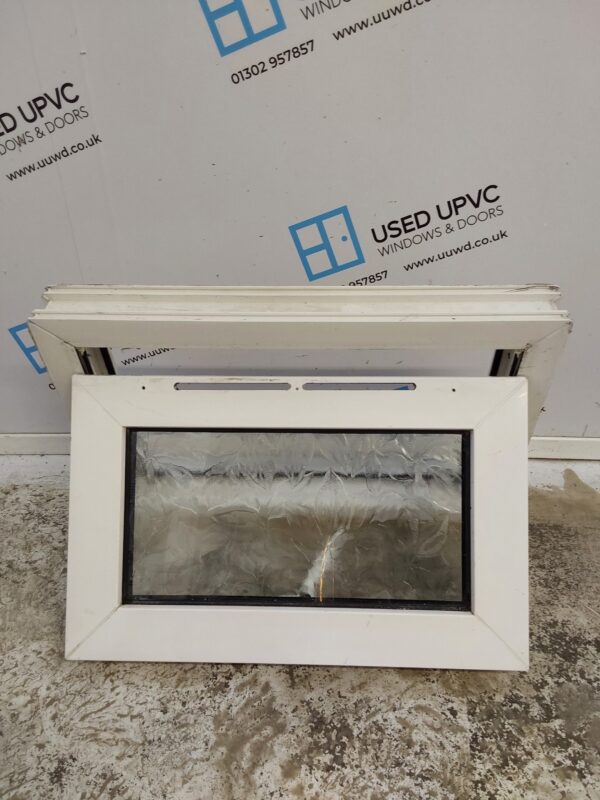 Used White Upvc Window 640mm x 415mm W0375 - Image 4