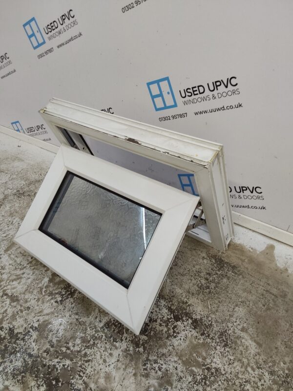 Used White Upvc Window 605mm x 415mm W0386 - Image 3