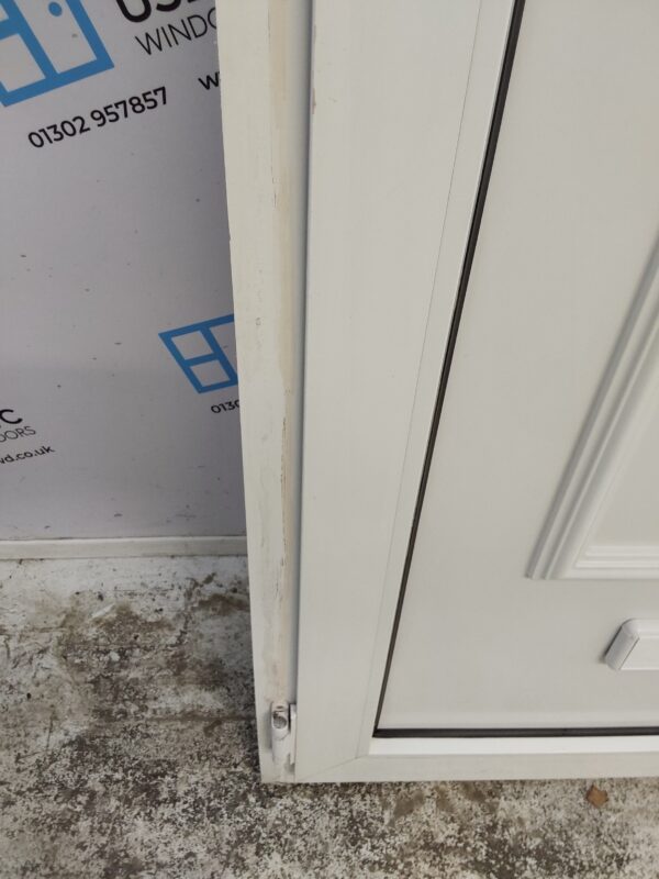 Used White Upvc Front Door 925mm x 2055mm 0548 - Image 9