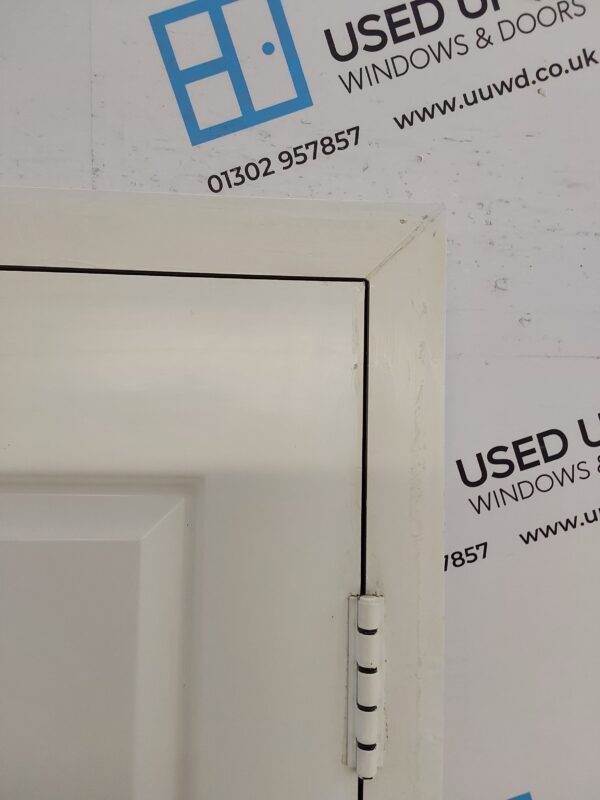 Used White Composite Back Door 880mm x 2060mm 0364 - Image 8