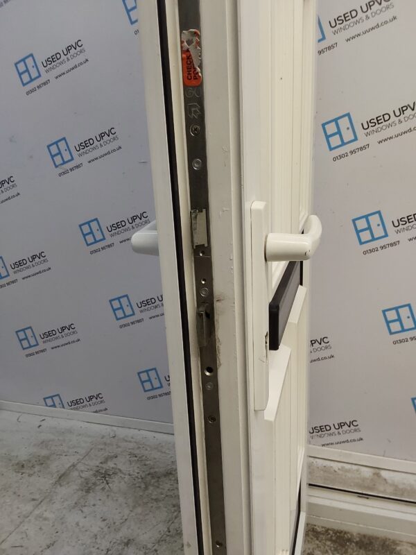 Used White Upvc Front Door 855mm x 2080mm 0403 - Image 5