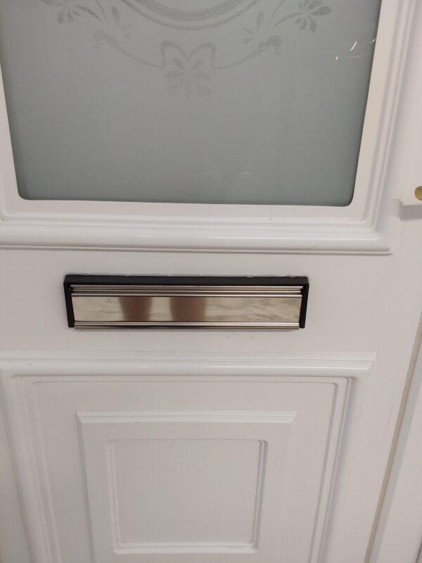 Used White Upvc Front Door 920mm x 2055mm C7D002 - Image 9