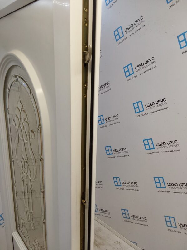 Used White Upvc Front Door 920mm x 2090mm (Reduce To 900mm) C7D079 - Image 4