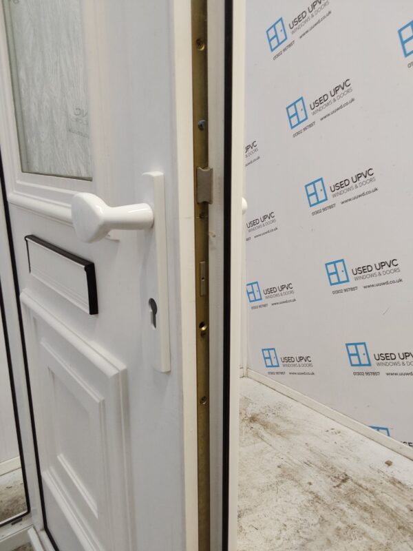 Used White Upvc Front Door 920mm x 2060mm C7D075 - Image 5