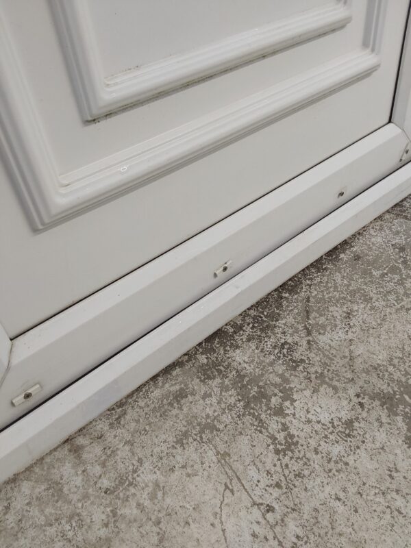 Used White Upvc Front Door And Toplight 930mm x 2255mm 0649 - Image 7