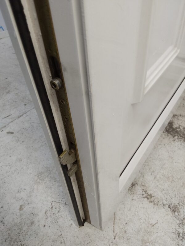 Used White Upvc Front Door 920mm x 2080mm (reduce to 880mm) 0637 - Image 6