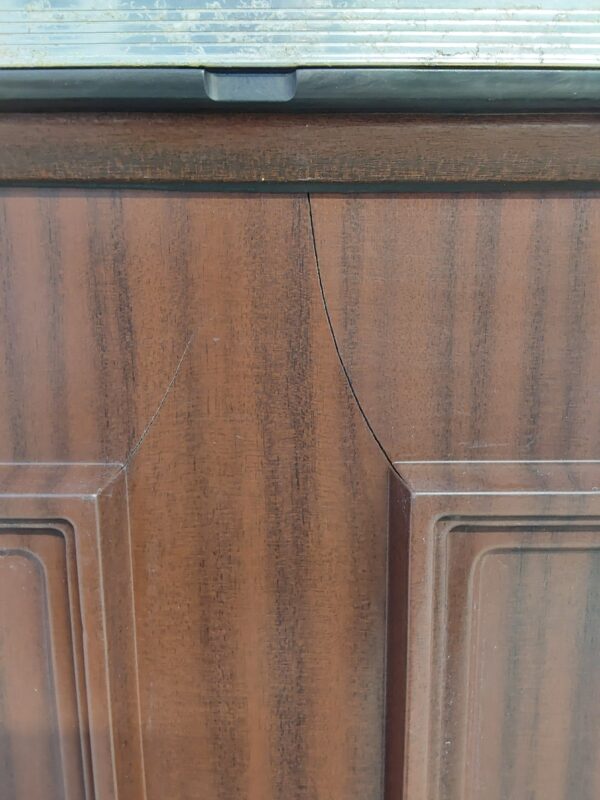 Used Woodgrain Upvc Front Door 840mm x 2025mm 0548 - Image 4