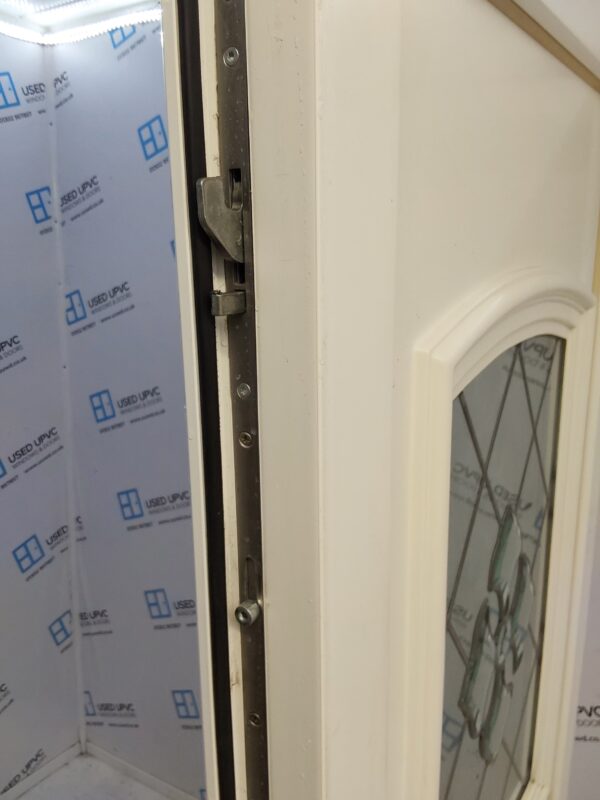 Used White Upvc Front Door 920mm x 2080mm (reduce to 880mm) 0426 - Image 7