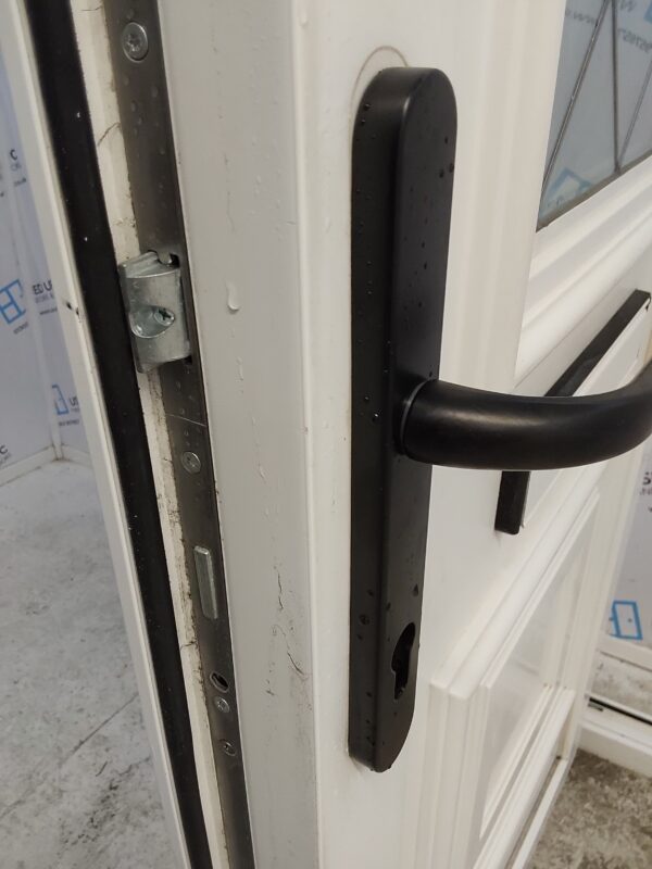 Used White Upvc Front Door 920mm x 2080mm (reduce to 880mm) 0426 - Image 8