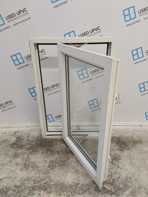 Used White Upvc Window 605mm x 900mm C2B108 - Image 2