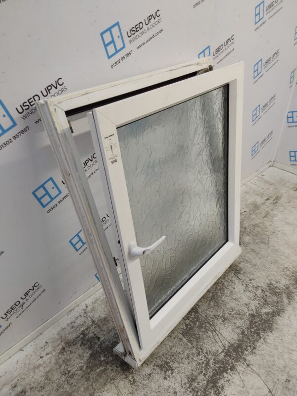 Used White Upvc Tilt And Turn Window 890mm x 1090mm C5001 - Image 3