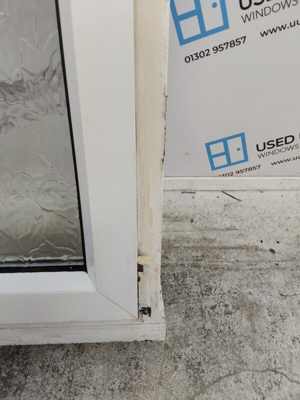 Used White Upvc Tilt And Turn Window 895mm x 1080mm C5028 - Image 5