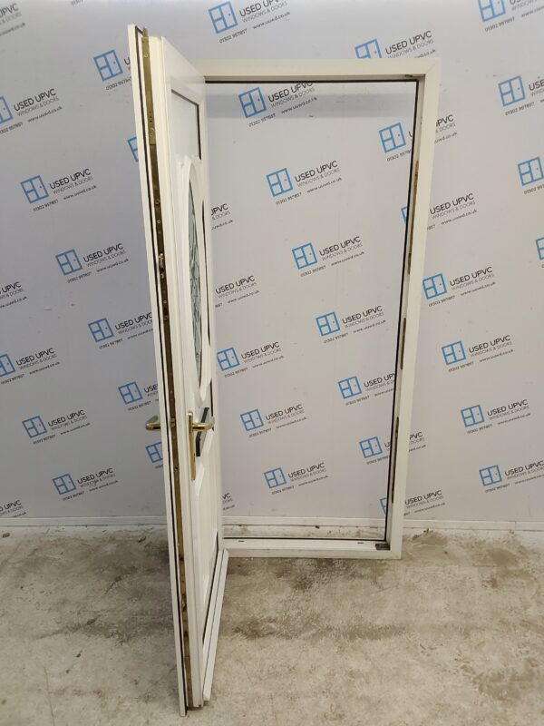 Used White Upvc Front Door 910mm x 2070mm (reduce to 895mm) C6013 - Image 3