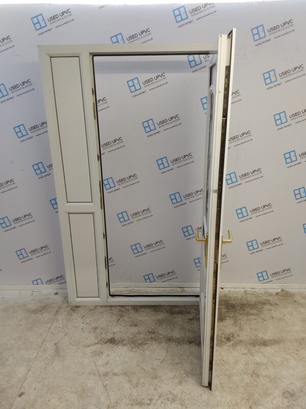 Used White Upvc Front Door And Side Panel 1225mm x 2040mm (reduce to 1210mm) DS002 - Image 3