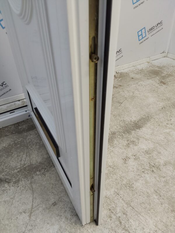 Used White Upvc Front Door 910mm x 2070mm (reduce to 885mm) C7D019 - Image 6