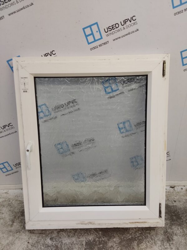 Used White Upvc Tilt And Turn Window 905mm x 1085mm (reduce to 895mm) LW0128 - Image 2