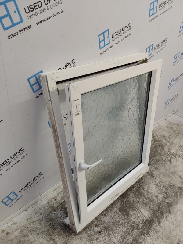 Used White Upvc Tilt And Turn Window 905mm x 1085mm (reduce to 895mm) LW0128 - Image 4