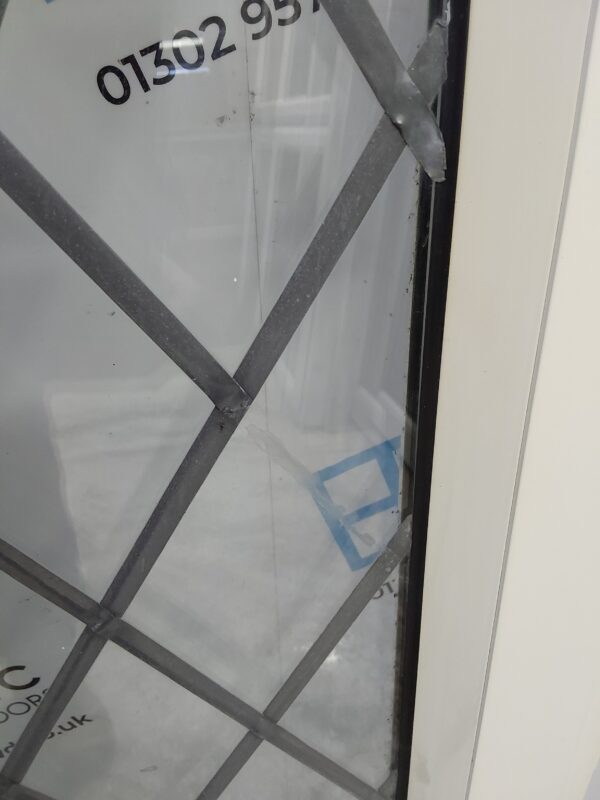 Used White Upvc Window 990mm x 1460mm LW0077 - Image 6