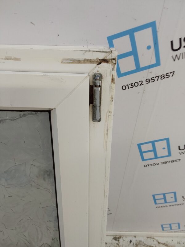 Used White Upvc Tilt And Turn Window 900mm x 1085mm (Reduce To 890mm) C4A022 - Image 5