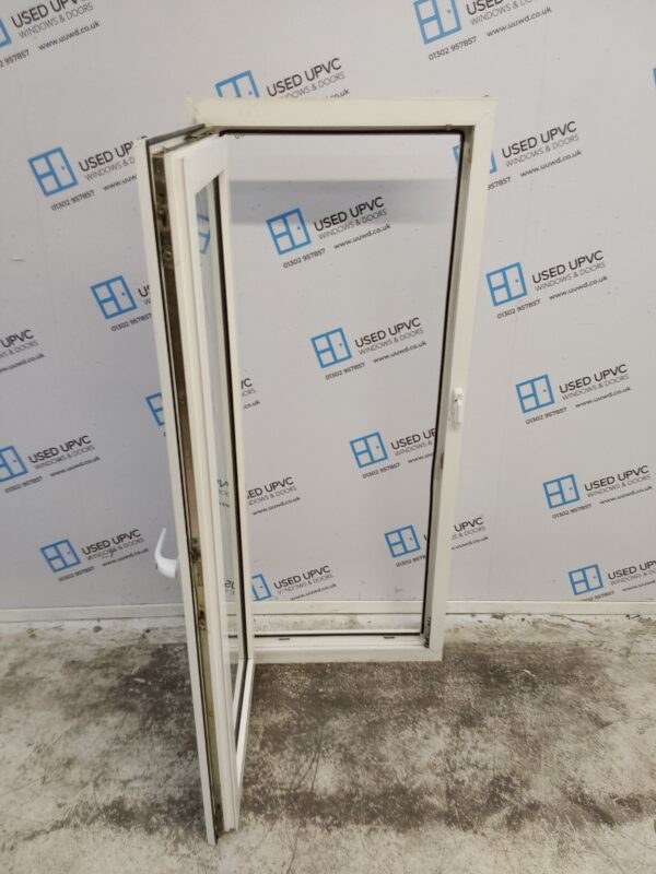 Used White Upvc Tilt And Turn Window 620mm x 1480mm W0099 - Image 3