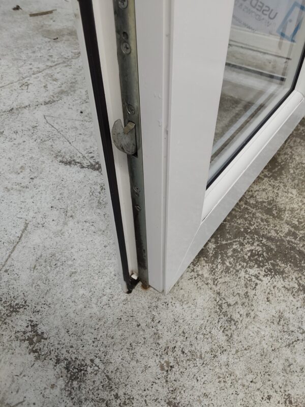 Used White Upvc French Doors 1190mm x 2060mm EA1 - Image 13