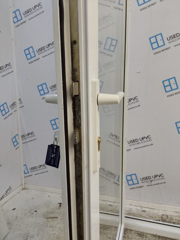 Used White Upvc French Doors 1800mm x 2050mm EA19 - Image 4