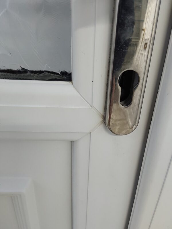 Used White Upvc Back Door 930mm x 2060mm (Reduce To 910mm) 0779 - Image 9