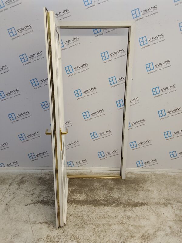 Used White Upvc Front Door 930mm x 2025mm 0416 - Image 3