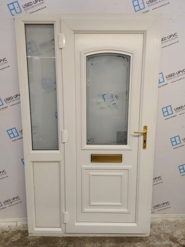 Used White Upvc Front Door And Side Panel 1215mm x 2060mm DS034 - Image 2