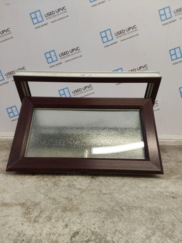 Used Rosewood Upvc Window 885mm x 570mm C4W070 - Image 3