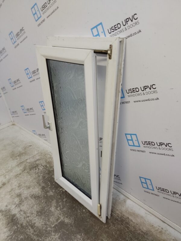 Used White Upvc Tilt And Turn Window 600mm x 1200mm C4W161 - Image 4