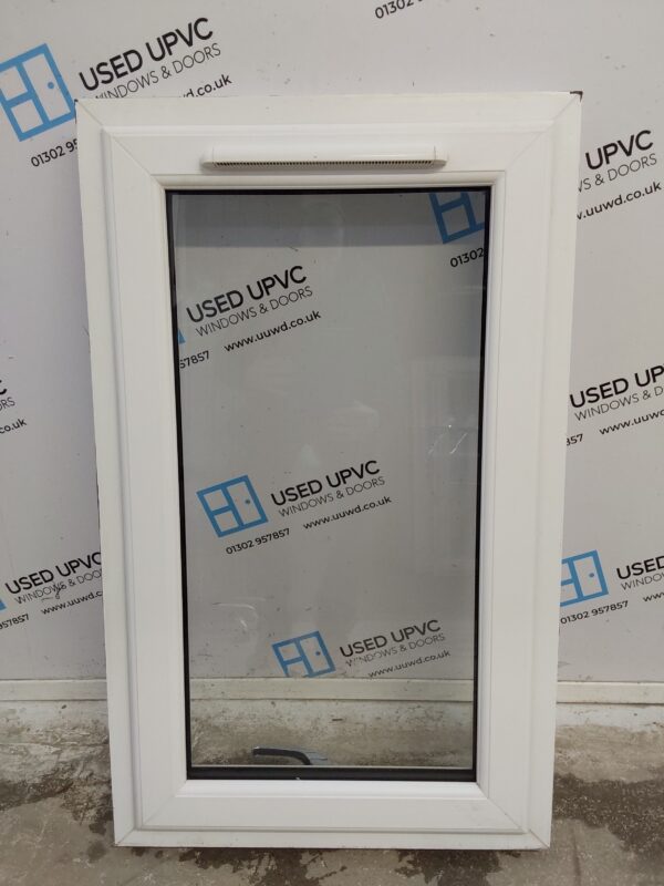 Used White Upvc Window 630mm x 1025mm C4W007