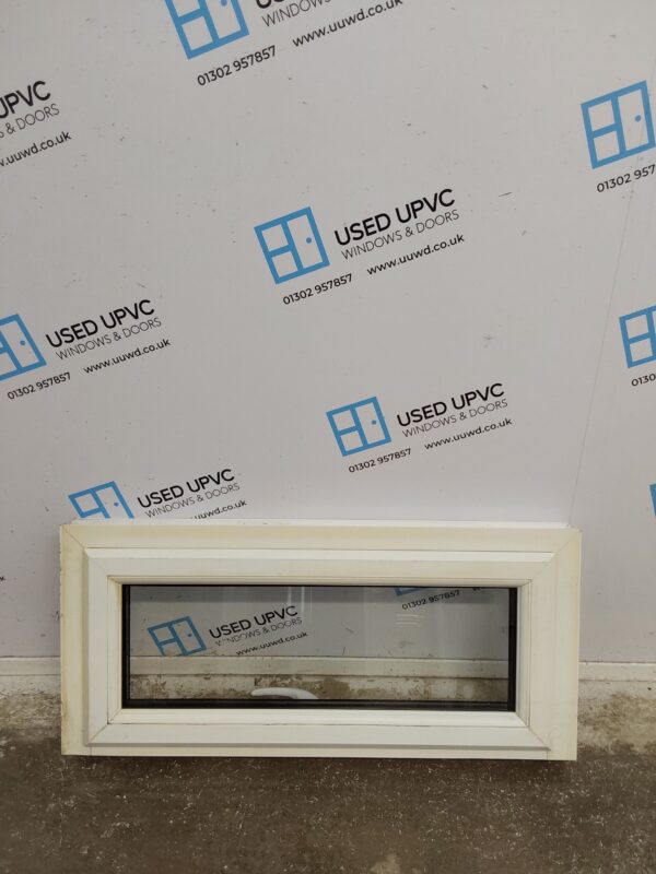 Used White Upvc Window 915mm x 415mm W0200