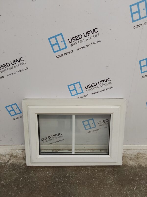 Used White Upvc Window 730mm x 520mm W0250