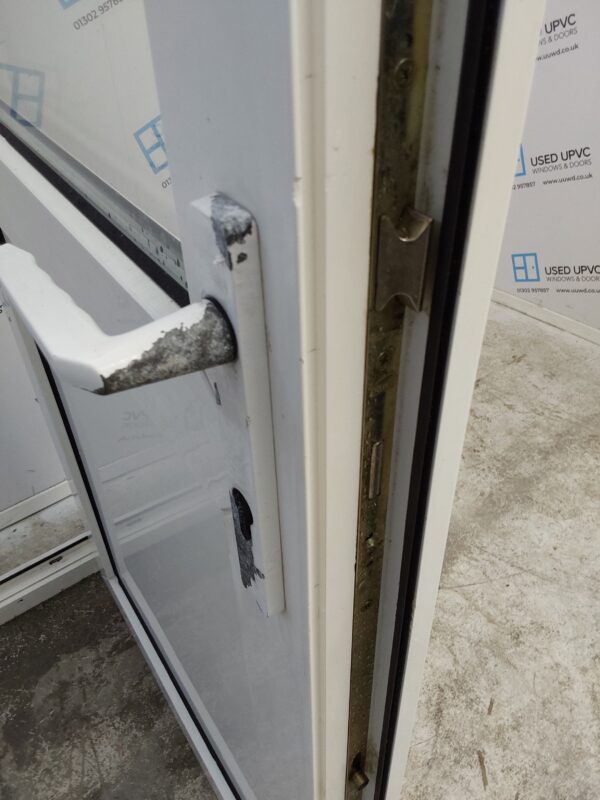 Used White Upvc Back Door 925mm x 2080mm (reduce to 885mm) 0528 - Image 7