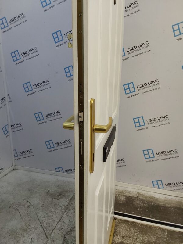 Used White Composite Front Door 895mm x 2125mm 0061 - Image 5