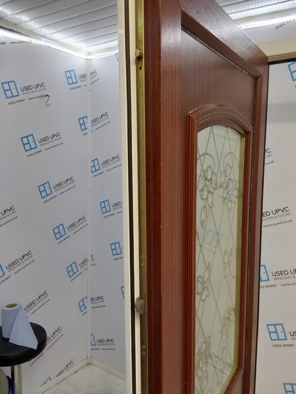 Used Woodgrain Upvc Front Door 905mm x 2070mm (Reduce to 885mm) 0548 - Image 3