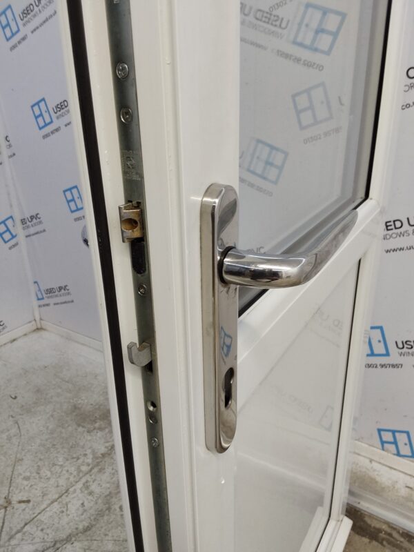 Used White Upvc Back Door 820mm x 2045mm (reduce to 800mm) 0713 - Image 5